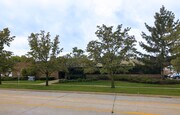 25869 Kelly Rd, Roseville MI - Live-Work Space