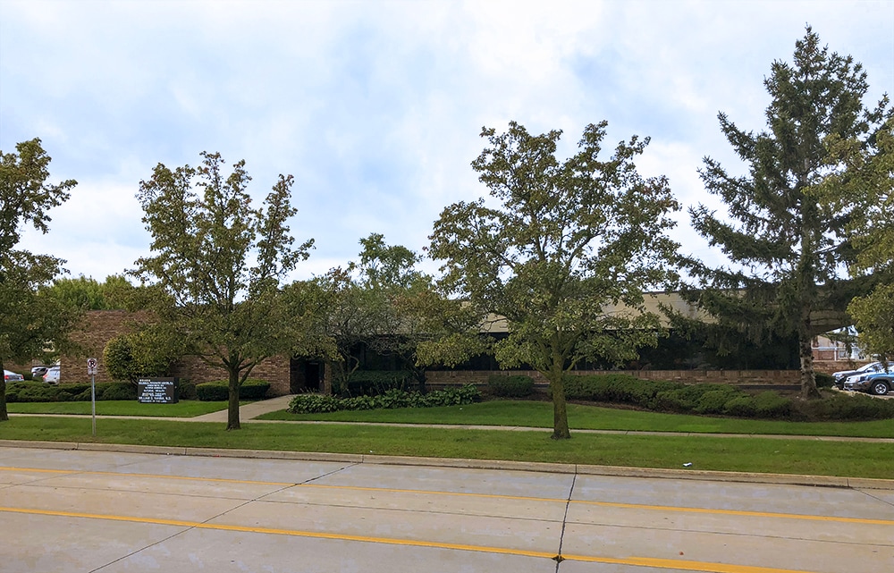 25869 Kelly Rd, Roseville, MI for sale Primary Photo- Image 1 of 3