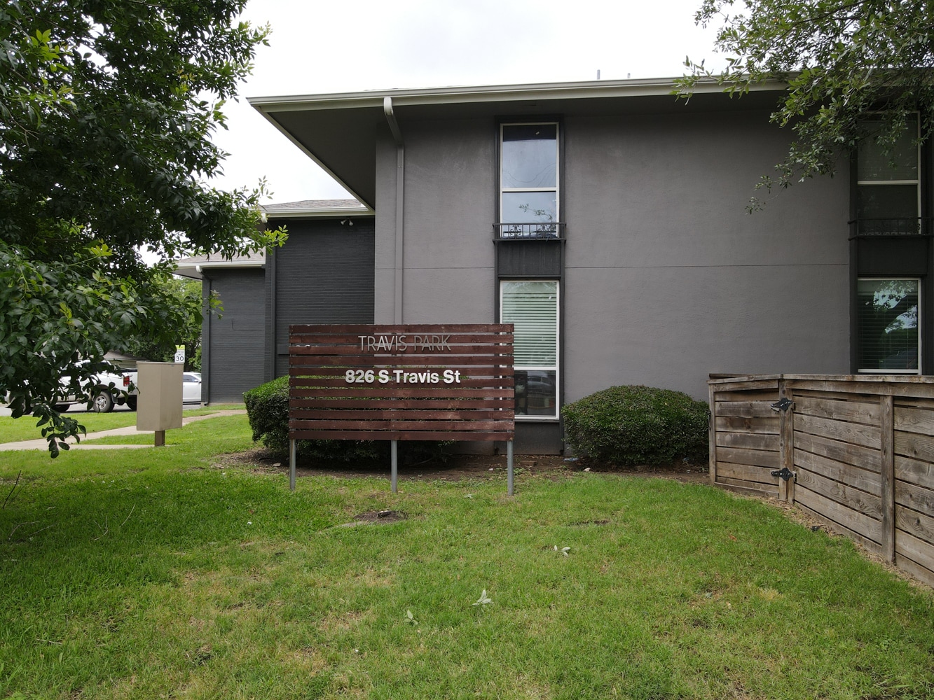 826 S Travis St, Sherman, TX for sale Building Photo- Image 1 of 19