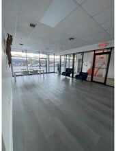 800 NE 125th St, North Miami, FL for lease Building Photo- Image 1 of 6