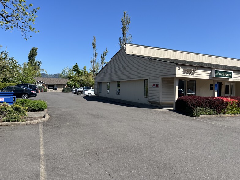 5892 Main St, Springfield, OR for lease - Building Photo - Image 3 of 6