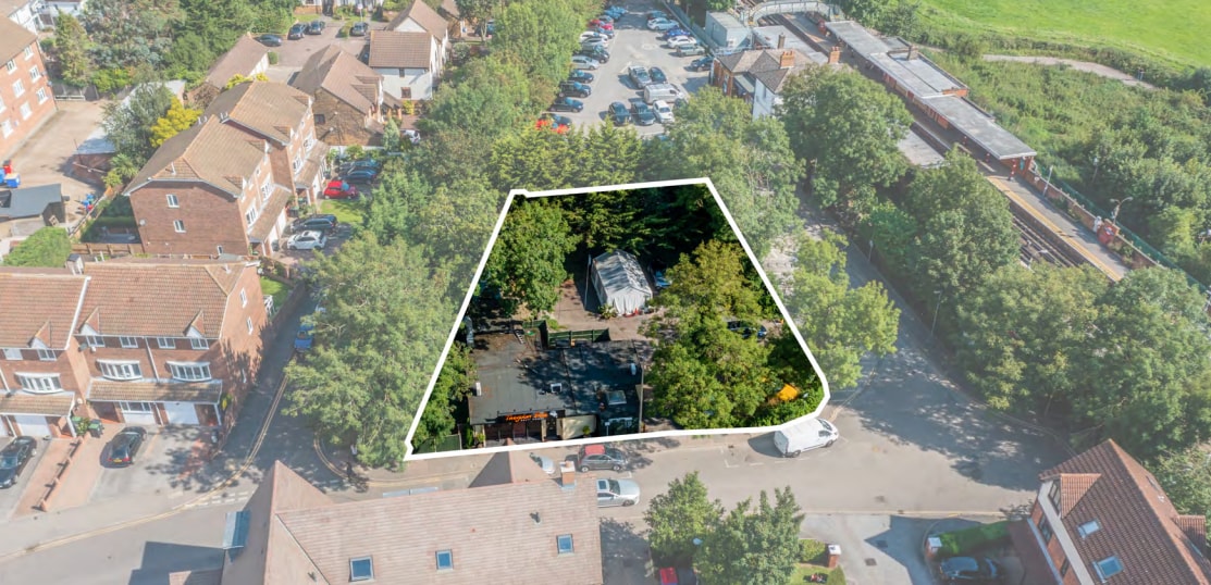 Station Approach, Theydon Bois for sale Primary Photo- Image 1 of 1