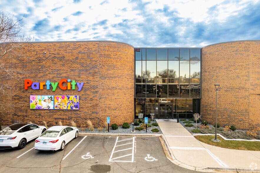 Xfinity Store By Comcast Excelsior Boulevard St Louis Park Mn 5825 Excelsior Blvd, Saint Louis Park, MN 55416 - 5825 Building | LoopNet