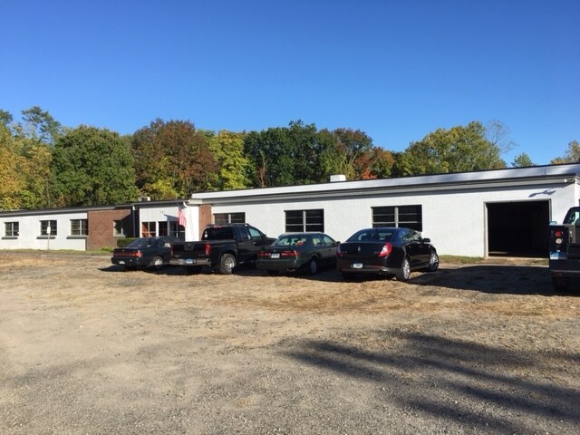 15 Nutmeg Valley Rd, Wolcott, CT for sale - Building Photo - Image 1 of 1