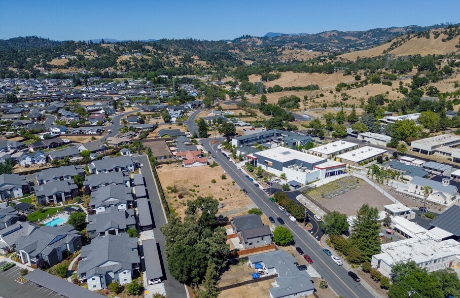 77 Ursuline Rd, Santa Rosa, CA for sale - Primary Photo - Image 1 of 5