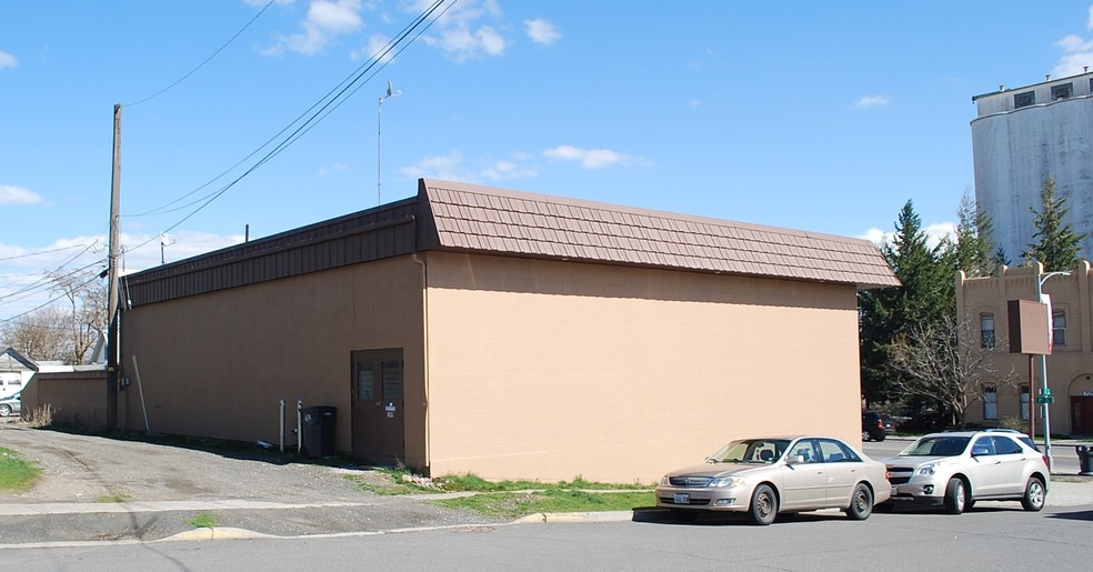 706 1st St, Cheney, WA for lease - Building Photo - Image 3 of 12