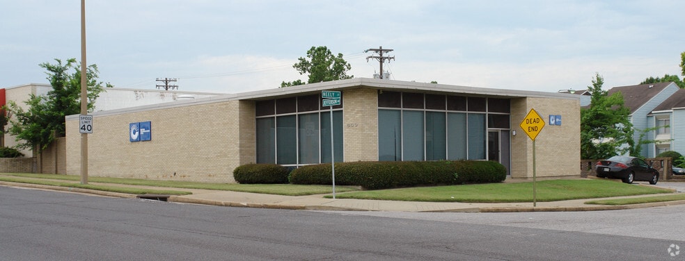 609 Jefferson Ave, Memphis, TN for lease - Primary Photo - Image 1 of 4