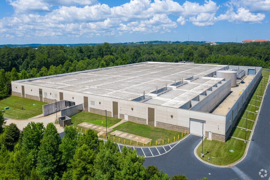 4905 North Point Pky, Alpharetta, GA for sale - Building Photo - Image 1 of 1