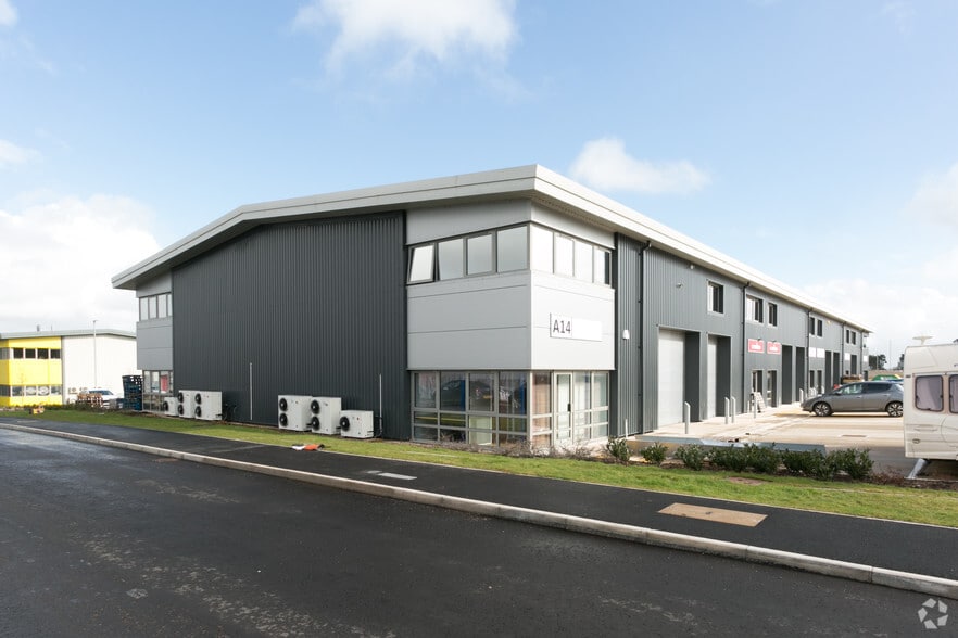 Westpark, Wellington for lease - Primary Photo - Image 1 of 4