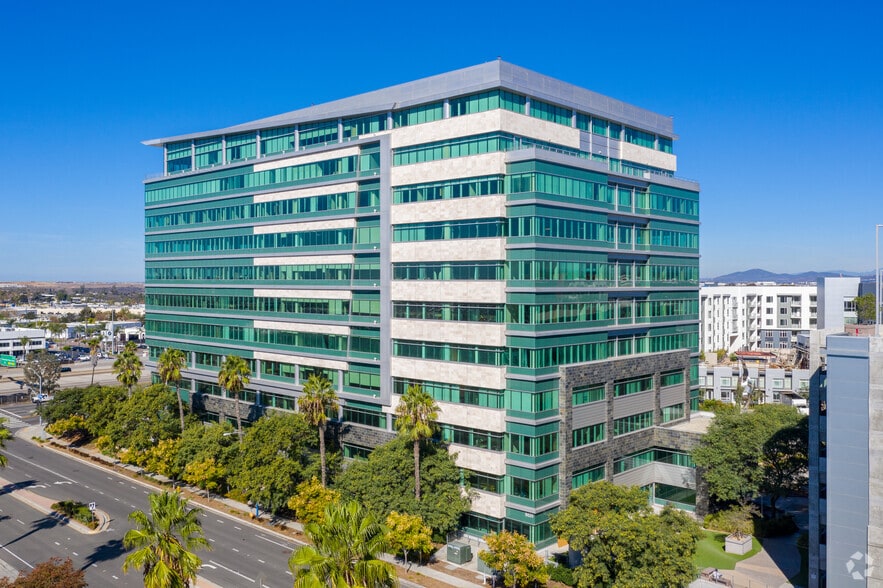8620 Spectrum Center Blvd, San Diego, CA for lease - Primary Photo - Image 1 of 8