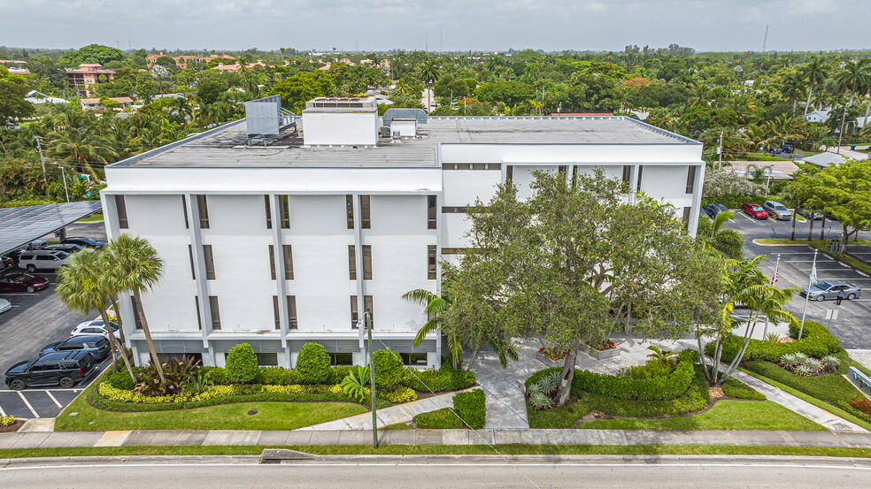 2101 N Andrews Ave, Fort Lauderdale, FL for lease - Building Photo - Image 2 of 8