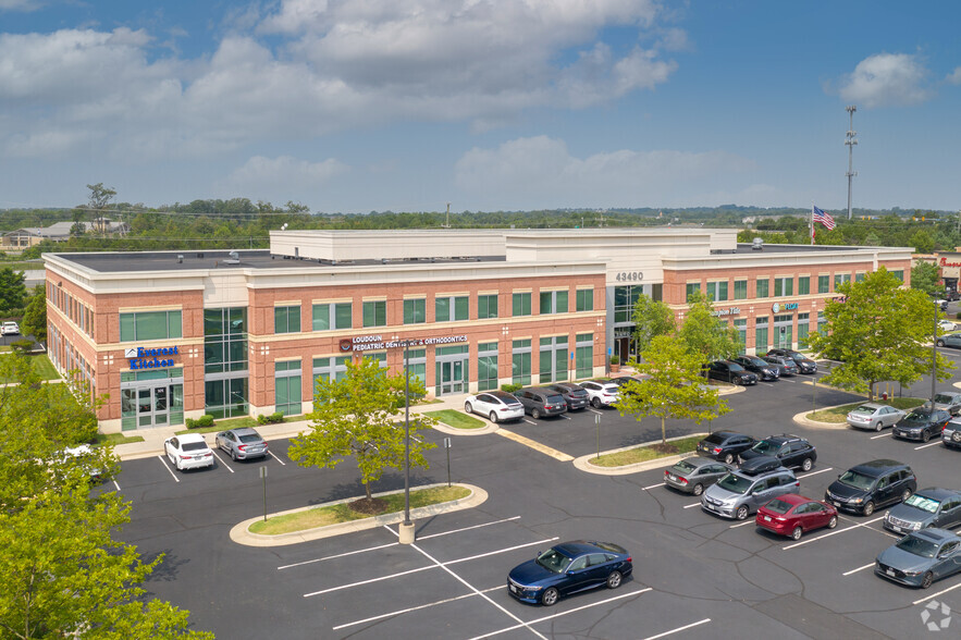 43490 Yukon Dr, Ashburn, VA for lease - Building Photo - Image 1 of 3