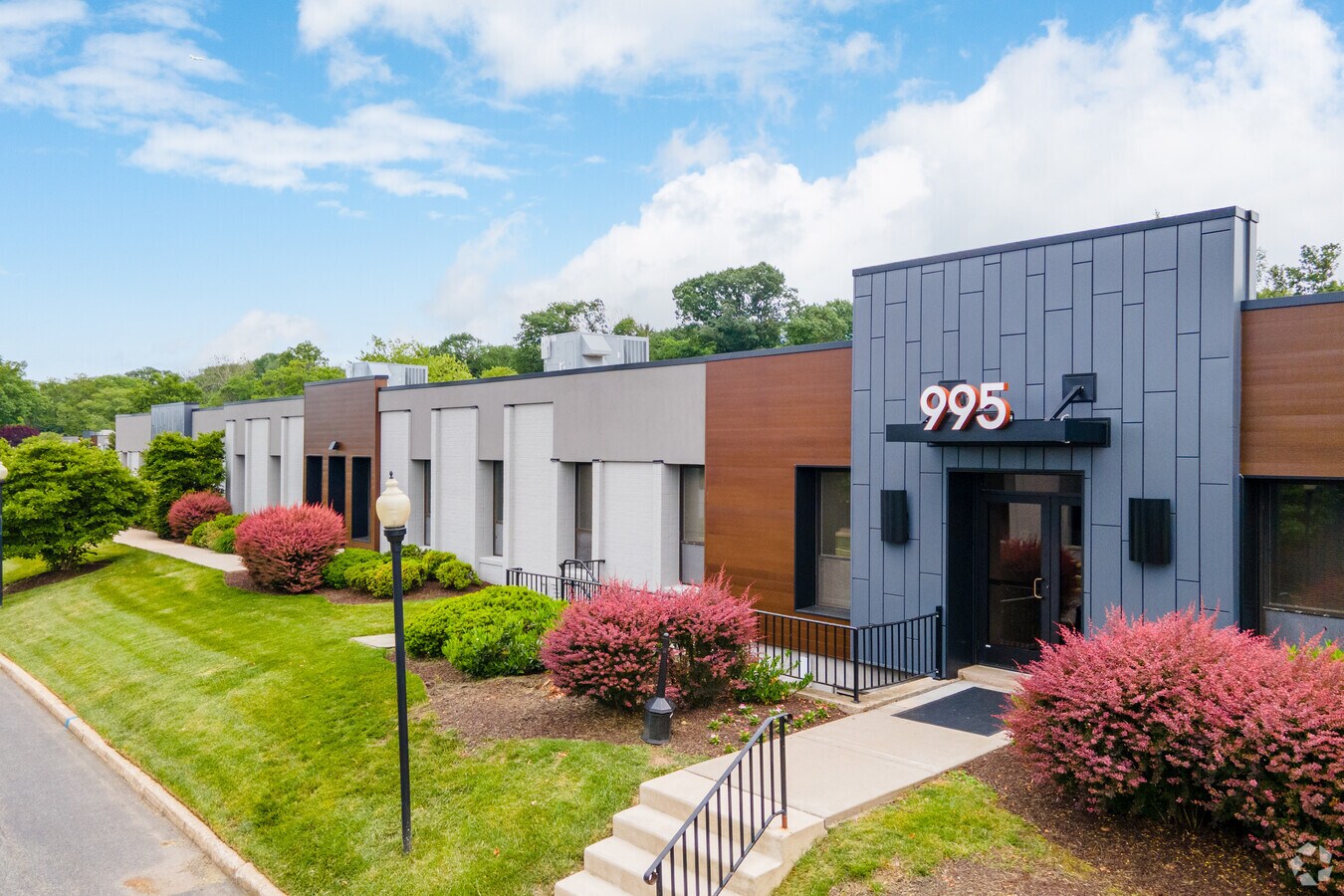 995 Old Eagle School Rd, Wayne, PA 19087