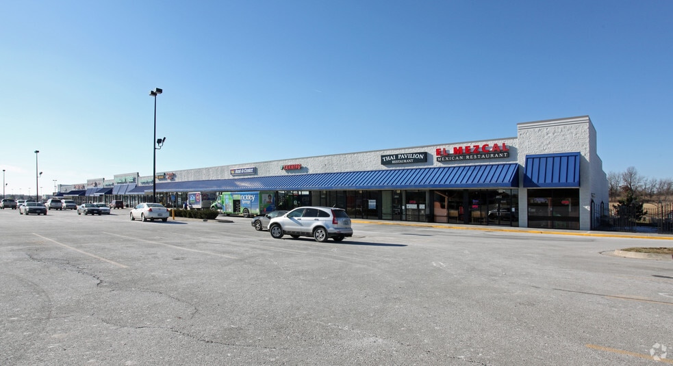 1802-2012 N State Route 291, Harrisonville, MO for lease - Building Photo - Image 3 of 16