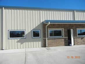 1821 Dickinson Ave, Dickinson, TX for lease Building Photo- Image 1 of 6