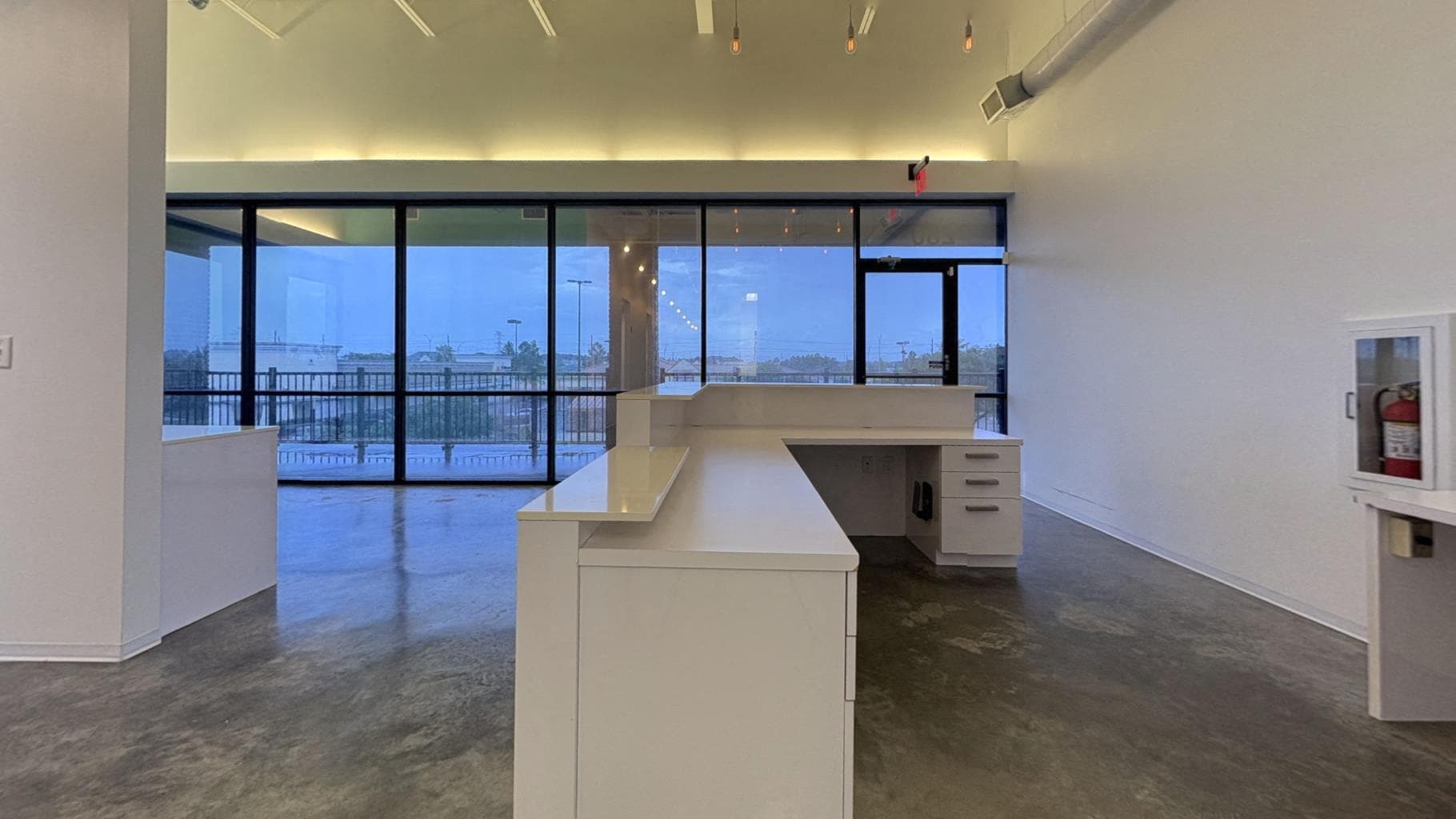 9701 N Sam Houston Pky, Humble, TX for lease Building Photo- Image 1 of 7