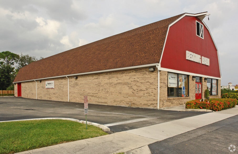 2727 W Hillsboro Blvd, Deerfield Beach, FL for lease - Primary Photo - Image 1 of 3