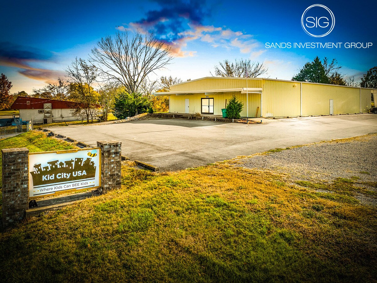 1683 Nashville Hwy, Lewisburg, TN for sale Building Photo- Image 1 of 1