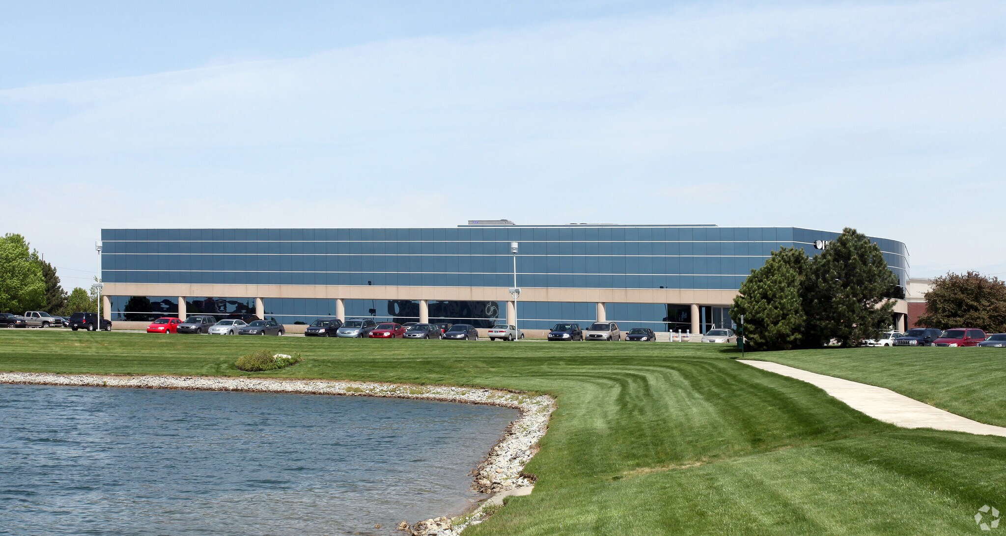 9465 Counselors Row, Indianapolis, IN 46240 The Precedent Office Park