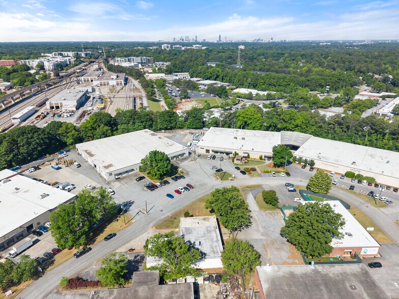 203 Rio Cir, Decatur, GA for lease - Building Photo - Image 2 of 29
