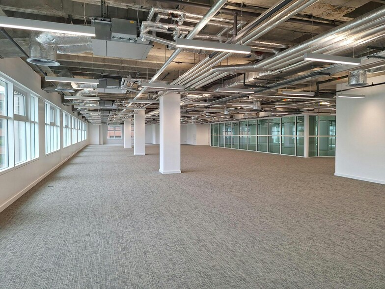 66 Prescot St, London for lease - Building Photo - Image 3 of 18