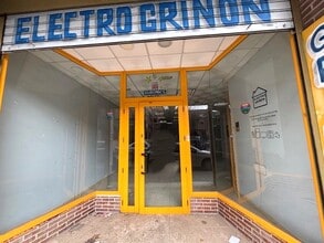 Retail in Griñón, Madrid for lease Interior Photo- Image 1 of 6
