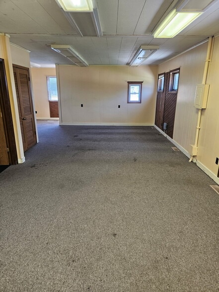 2019 W State Route 17, Kankakee, IL for lease - Building Photo - Image 1 of 20