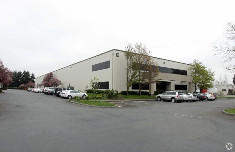 6700 Riverside Dr, Tukwila, WA 98188