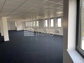 Office in Avon for lease Building Photo- Image 2 of 26