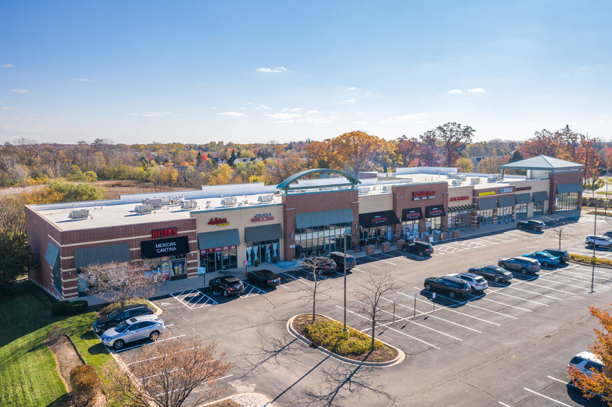 2255-2283 Randall Rd, Carpentersville, IL for lease - Aerial - Image 3 of 3