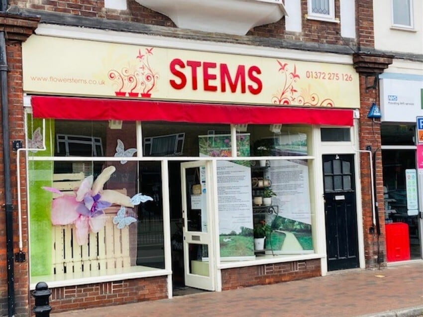 3 Craddocks Parade, Ashtead for sale Primary Photo- Image 1 of 1