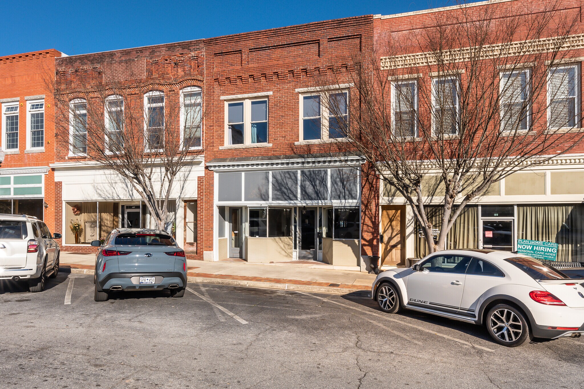 108 E Public Sq, Laurens, SC for lease Building Photo- Image 1 of 16
