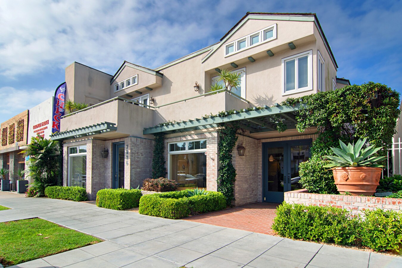 7626 Herschel Ave, La Jolla, CA 92037