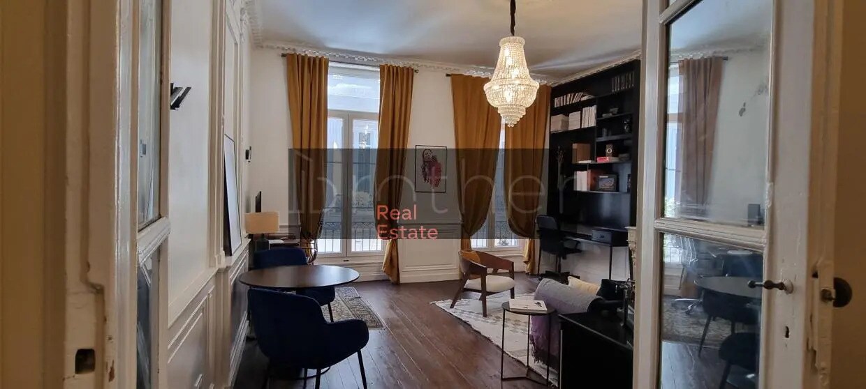 Office in Bordeaux for lease Interior Photo- Image 1 of 10