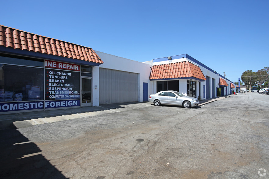 25100 S Normandie, Harbor City, CA for lease - Building Photo - Image 3 of 8