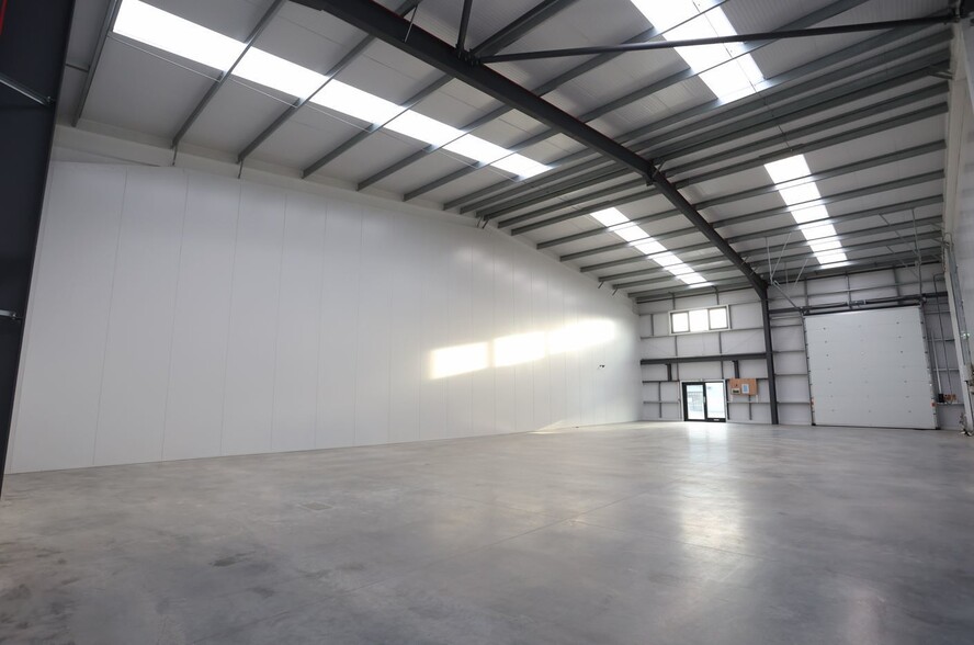 Longford Rd, Exhall for lease - Building Photo - Image 3 of 8