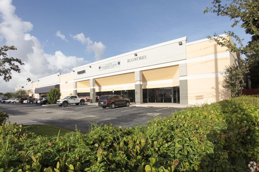 2201 N Andrews Ave, Pompano Beach, FL for sale - Building Photo - Image 1 of 1
