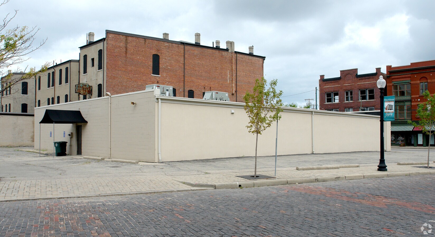 1100 W 3Rd St, Dayton, OH 45402 Property Record