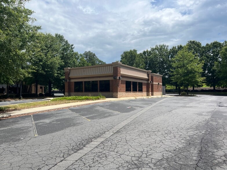 624 Tinsley Way, Rock Hill, SC for sale - Building Photo - Image 3 of 6