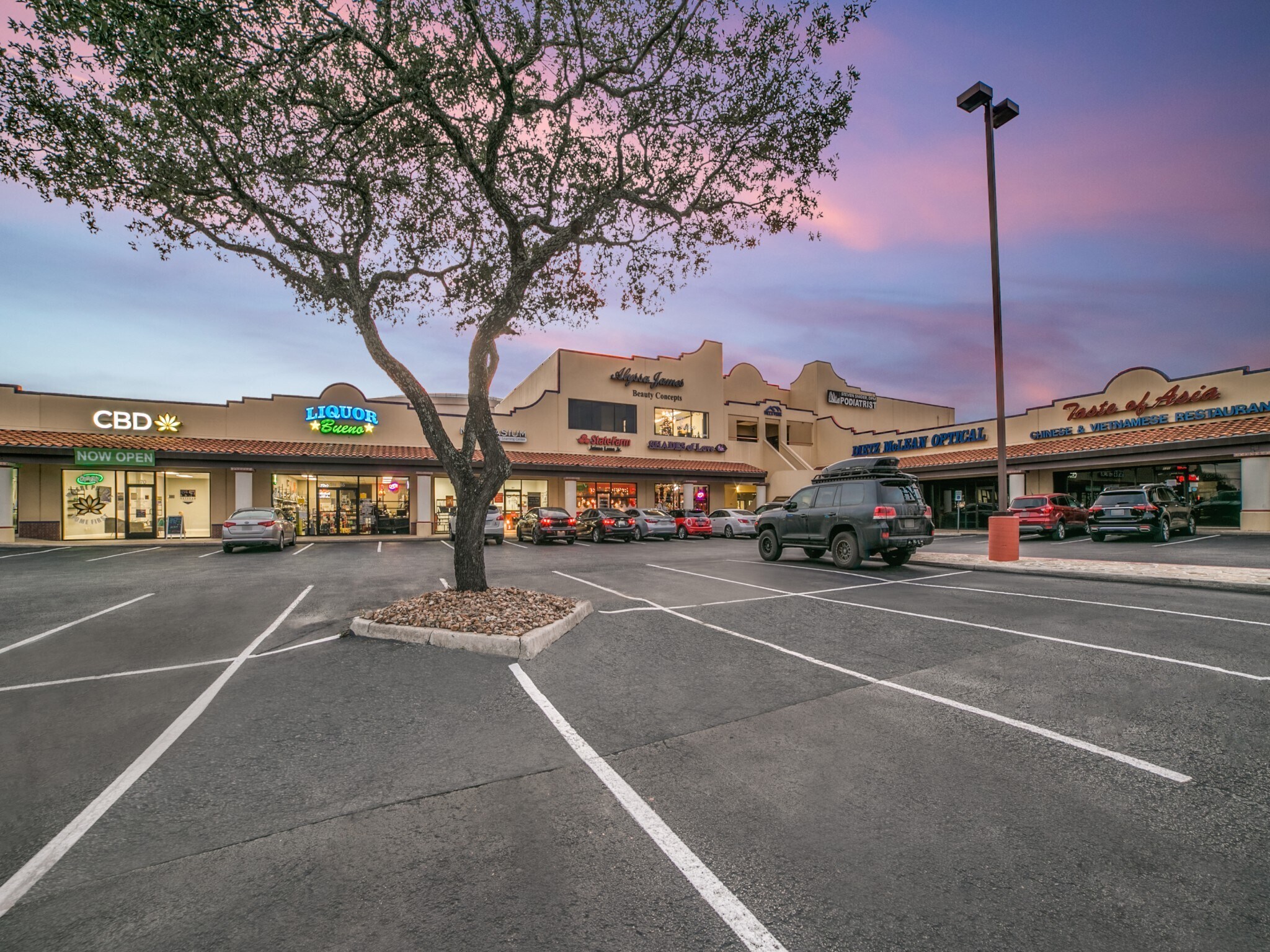 300 W Bitters Rd, San Antonio, TX 78216 Mercado At Camino Real