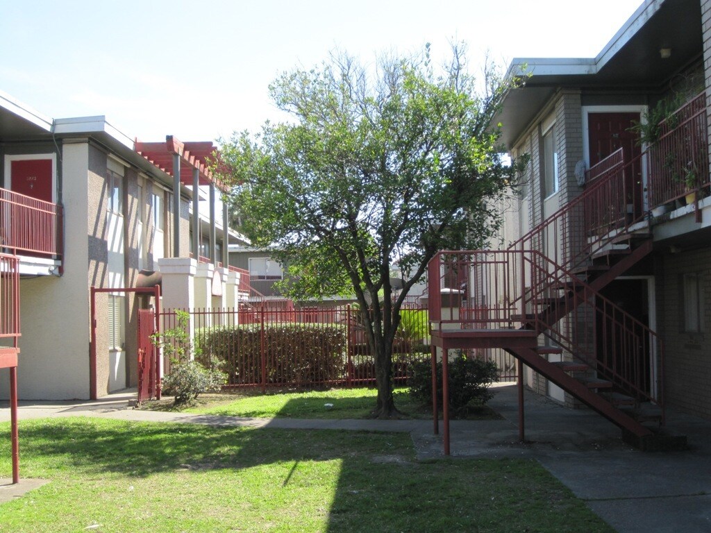 4101 S Shaver St, Pasadena, TX 77504