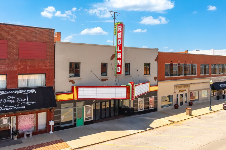 606 Frisco Ave, Clinton, OK for sale - Building Photo - Image 2 of 27