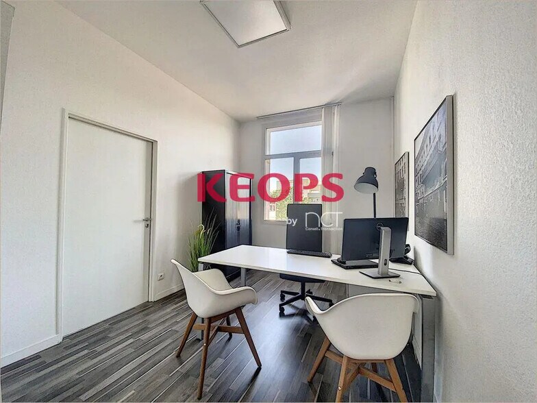 Route De Launaguet, Toulouse for lease - Interior Photo - Image 2 of 5