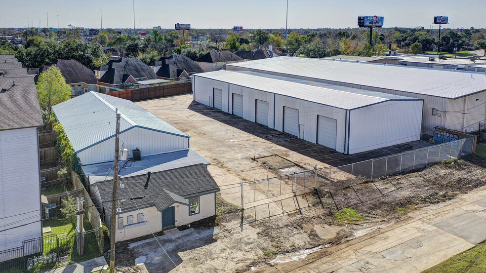 1923 Kolfahl St, Houston, TX for lease - Building Photo - Image 1 of 19