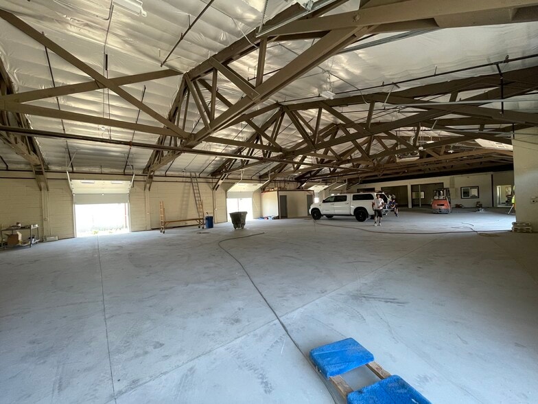 2360 Valley Rd, Reno, NV for lease - Building Photo - Image 3 of 13