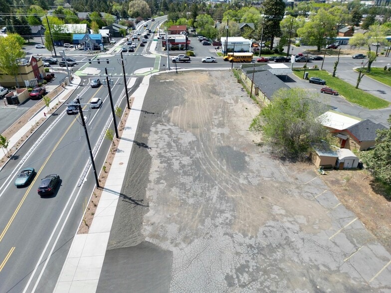 530 SE 3rd St, Bend, OR for sale - Aerial - Image 1 of 12