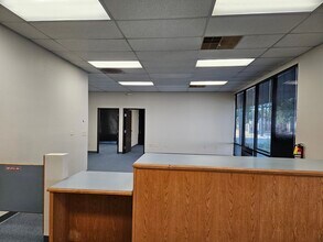 2005 Evergreen Ave, Modesto, CA for lease Interior Photo- Image 1 of 17