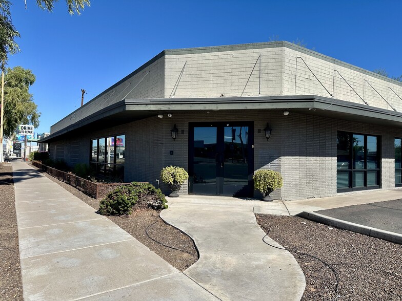 4601 N 7th Ave, Phoenix, AZ for lease - Building Photo - Image 1 of 7