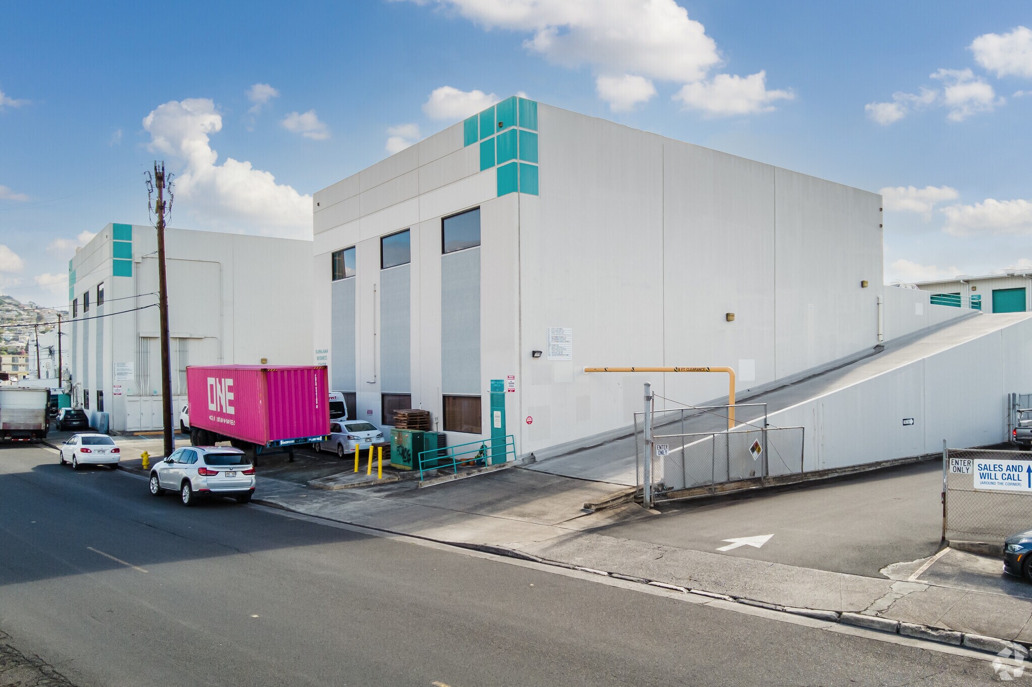 819 Moowaa St, Honolulu, HI for sale Primary Photo- Image 1 of 1