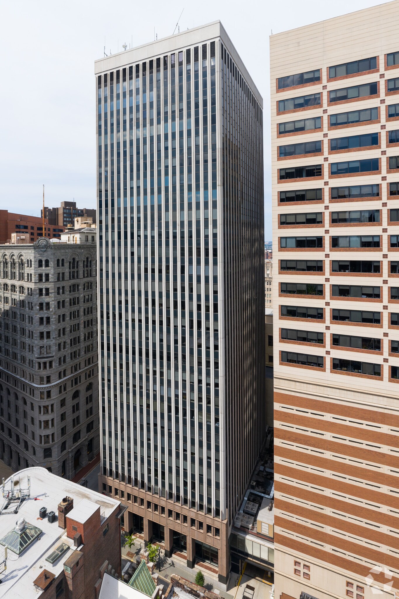 Loopnet Lease - qgl68w3